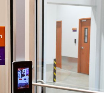 Flex unit entrance